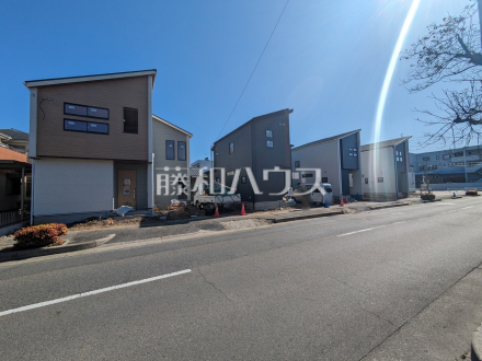 接道状況および現場風景　【春日井市西高山町２丁目】／撮影日2026/02/19