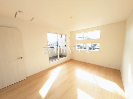 1号棟　居室　【春日井市西高山町２丁目】／撮影日2026/03/07