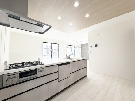 8号棟　キッチン　【清瀬市中里４丁目】／撮影日2026/04/13