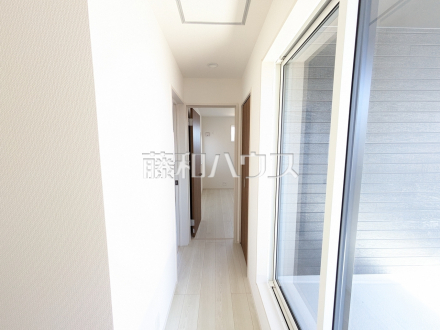 3号棟　2階廊下　【春日井市西高山町２丁目】／撮影日2026/03/08