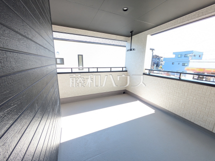 3号棟　インナーバルコニー　【春日井市西高山町２丁目】／撮影日2026/03/08