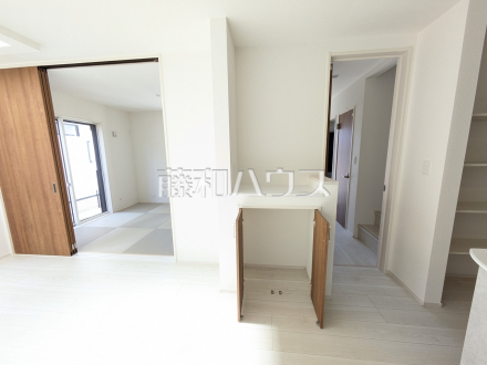 3号棟　リビング収納　【春日井市西高山町２丁目】／撮影日2026/03/08