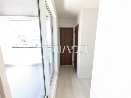 3号棟　2階廊下　【春日井市西高山町２丁目】／撮影日2026/03/08