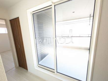 3号棟　2階廊下　【春日井市西高山町２丁目】／撮影日2026/03/08