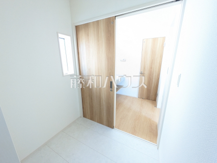 4号棟　脱衣所　【春日井市西高山町２丁目】／撮影日2026/03/08