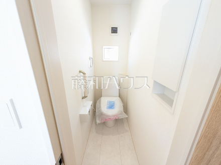 4号棟　トイレ　【春日井市西高山町２丁目】／撮影日2026/03/08