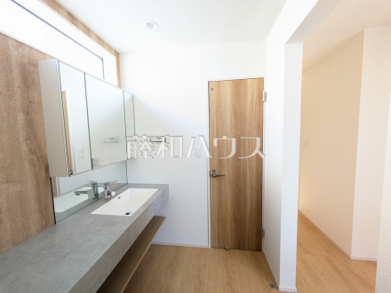 4号棟　洗面室　【春日井市西高山町２丁目】／撮影日2026/03/08