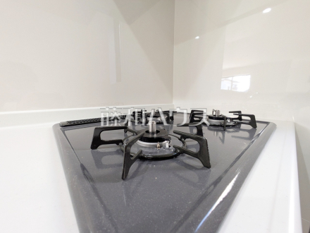 15号棟　キッチンのコンロ　【新座市池田４丁目】／撮影日2025/12/13