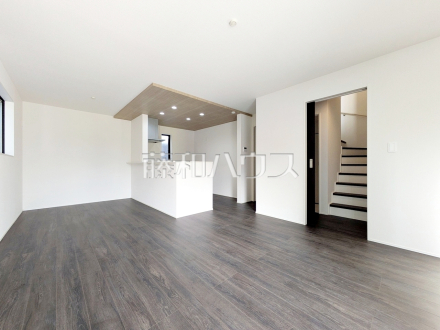 15号棟　リビング　【新座市池田４丁目】／撮影日2025/12/13