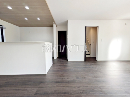 15号棟　リビング　【新座市池田４丁目】／撮影日2025/12/13