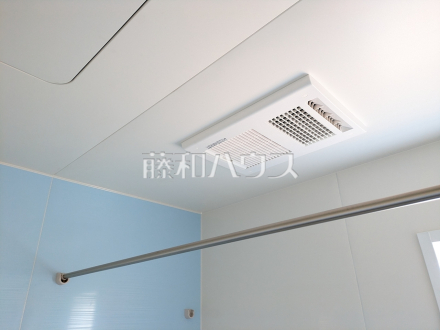 3号棟　浴室換気乾燥機　【小平市小川町２丁目】　雨天時の洗濯物や浴室内のカビ防止としても活躍する浴室換気乾燥機
／撮影日2026/01/15