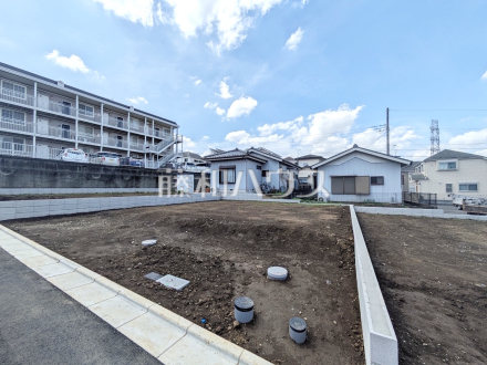 4号地　現地写真　【多摩市連光寺２丁目】約34.78坪のゆとりある敷地ですので、広いお庭も確保できそうですね。／撮影日2026/04/06
