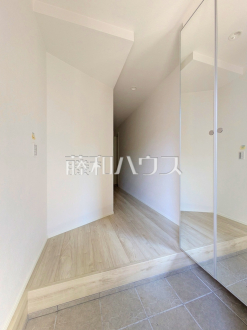 2号棟　玄関　【立川市錦町２丁目】／撮影日2026/01/13