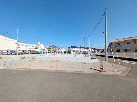 ≪3号棟　外観≫角地のため日当たり・通風良好の開放的な立地です◎　【府中市日新町４丁目】／撮影日2025/11/07