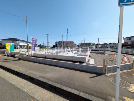 ≪4号棟　外観≫まだまだ建築中ですが、ぜひ現地をご覧になりませんか？基礎・上棟の状態は建築中にしかご覧になれません！ 　【府中市日新町４丁目】／撮影日2025/11/07