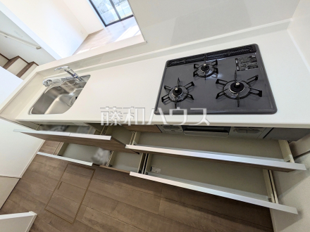 M号棟　キッチン　【府中市日新町５丁目】／撮影日2026/01/25