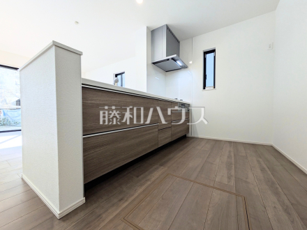 M号棟　キッチン　【府中市日新町５丁目】／撮影日2026/01/25