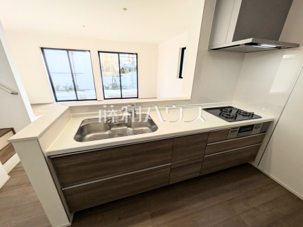 M号棟　キッチン　【府中市日新町５丁目】／撮影日2026/01/25