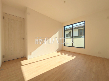 Q号棟　居室　【府中市日新町５丁目】／撮影日2026/01/17