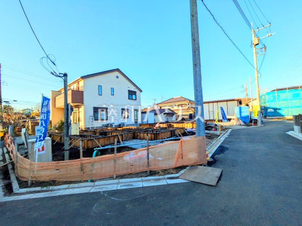 ≪現地外観≫府中市多磨町2丁目に全7棟の新しい街並みが誕生します！　【府中市多磨町２丁目】／撮影日2026/01/09