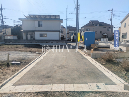 ≪接道状況≫開発分譲地ですので、新設の美しい道路が敷かれています♪　【府中市多磨町２丁目】／撮影日2026/01/17