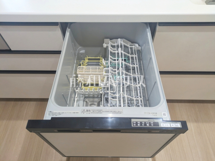 食洗機　まとめ洗いができ、乾燥まで行ってくれる食器洗い乾燥機で食事の後片付けが楽になります。／撮影日2026/02/06