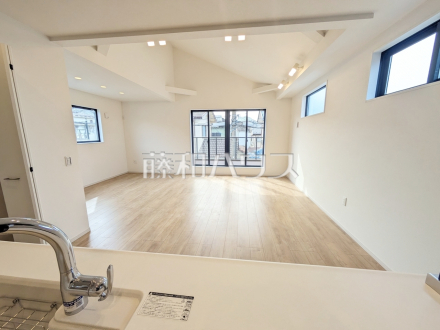 リビング　【練馬区東大泉７丁目】／撮影日2026/02/06