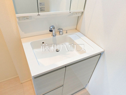 1号棟　洗面室　【東久留米市下里１丁目】／撮影日2026/04/10