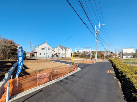 ≪接道状況≫ 物件の事、諸費用の事など、小さな疑問も、お気軽にご連絡・ご相談下さい。 　【調布市深大寺北町５丁目】／撮影日2026/01/10