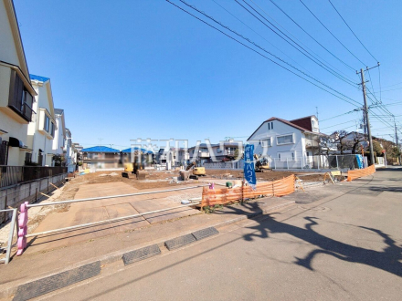 接道状況および現場風景　【三鷹市上連雀９丁目】／撮影日2026/03/21