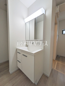 洗面室　【八王子市元横山町３丁目】／撮影日2025/11/13