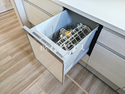 食洗機　【八王子市打越町】　まとめ洗いができ、乾燥まで行ってくれる食器洗い乾燥機で食事の後片付けが楽になります。／撮影日2026/01/12