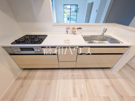 2号棟　キッチン　【福岡市早良区重留２丁目】／撮影日2026/02/12