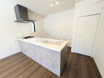 1号棟　キッチン　【調布市八雲台１丁目】／撮影日2026/02/09