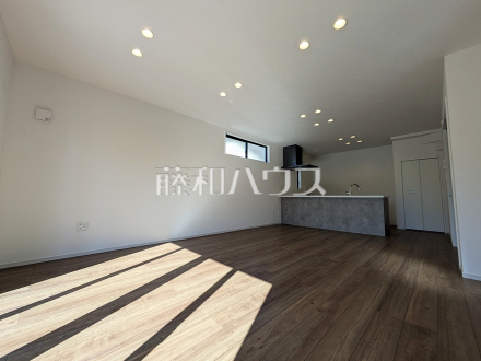 1号棟　リビング　【調布市八雲台１丁目】／撮影日2026/02/09