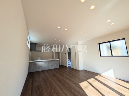 1号棟　リビング　【調布市八雲台１丁目】／撮影日2026/02/06