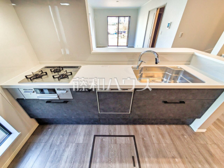 B号棟　キッチン　【八王子市緑町】／撮影日2026/03/21