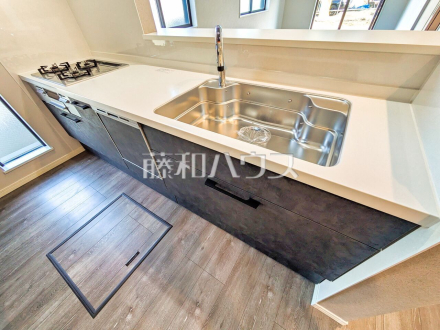 B号棟　キッチン　【八王子市緑町】／撮影日2026/03/21