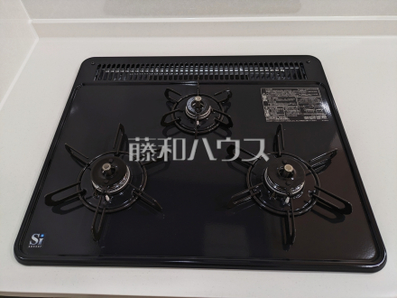 3号棟　キッチンコンロ・グリル　【与那原町字上与那原】／撮影日2025/12/12