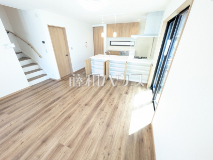 A号棟　リビング　【日野市大字石田】／撮影日2026/04/17