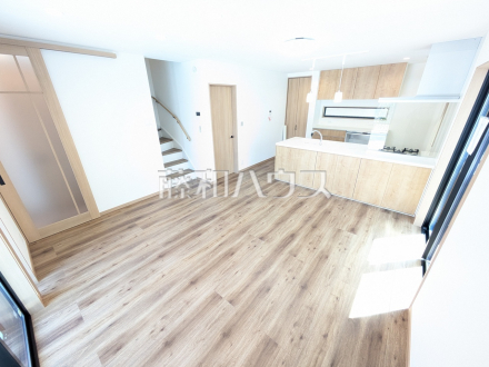 A号棟　リビング　【日野市大字石田】／撮影日2026/04/17