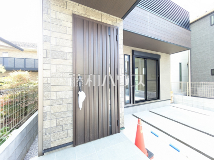 A号棟　玄関　【日野市大字石田】／撮影日2026/04/17