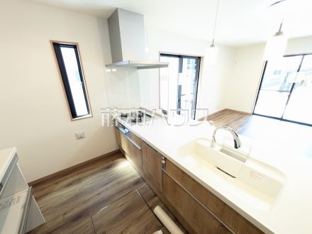 A号棟　キッチン　【日野市大字石田】／撮影日2026/04/17