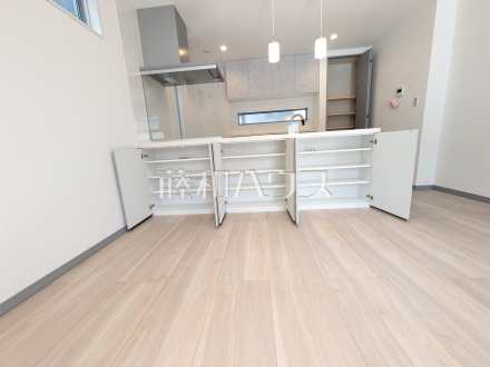 B号棟　リビング　【日野市大字石田】／撮影日2026/04/17