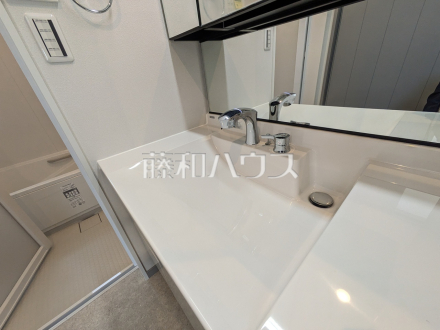 B号棟　洗面室　【日野市大字石田】／撮影日2026/04/17