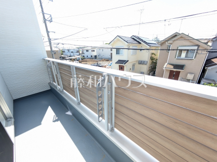 B号棟　バルコニー　【日野市大字石田】／撮影日2026/04/17