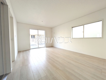 12号棟　リビング　【朝霞市宮戸３丁目】／撮影日2026/03/01