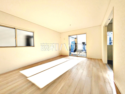 15号棟　リビング　【朝霞市宮戸３丁目】／撮影日2026/03/01