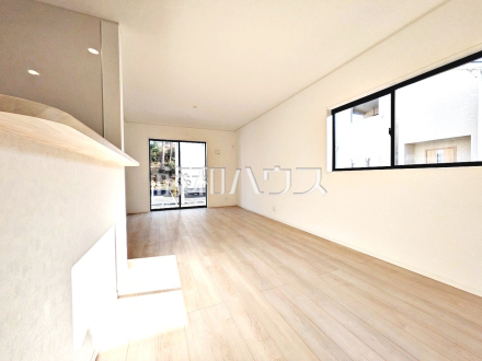 16号棟　リビング　【朝霞市宮戸３丁目】／撮影日2026/03/01