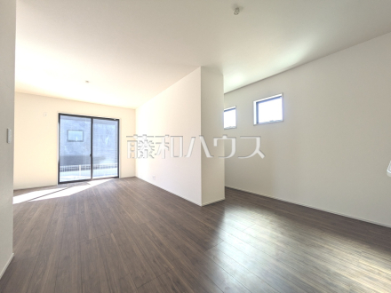 2号棟　リビング　【東村山市久米川町３丁目】／撮影日2026/02/19